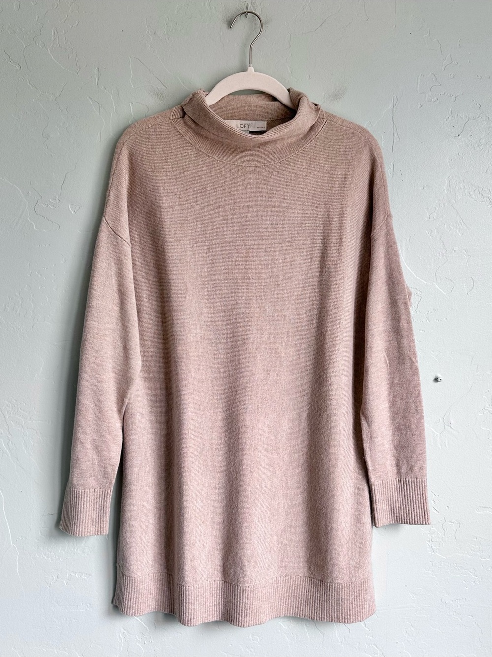 LOFT Beige Soft Knit Sweater Tunic Medium Petite Fall Minimalist Quiet Luxury